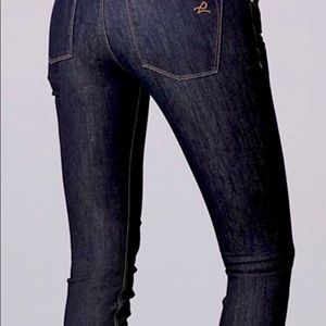 Karen DL1961 Skinny Premium Denim